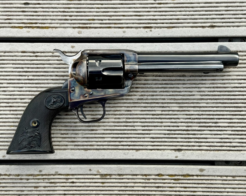 Colt Single Action Army (SAA), .45 Colt, hlaveň 5½