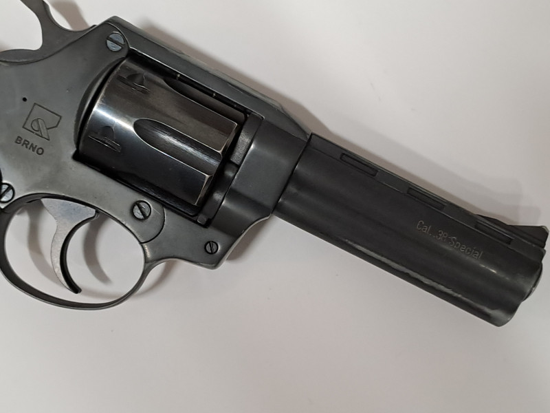 Revolver ALFA PROJ vzor 840