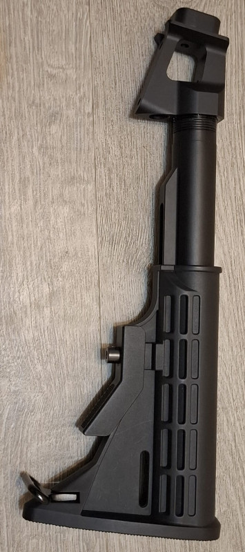Pažba pro AK 47, frézovaný rám