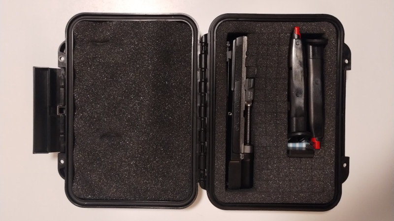 CZ 75 KADET