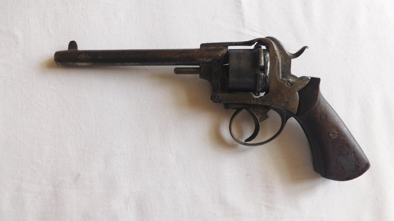 Revolver ráže 38
