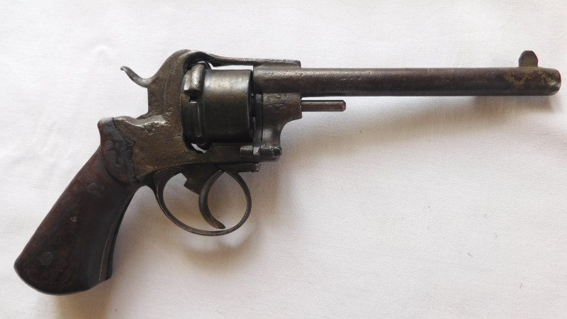 Revolver ráže 38
