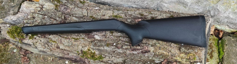 Pažba Blaser r8